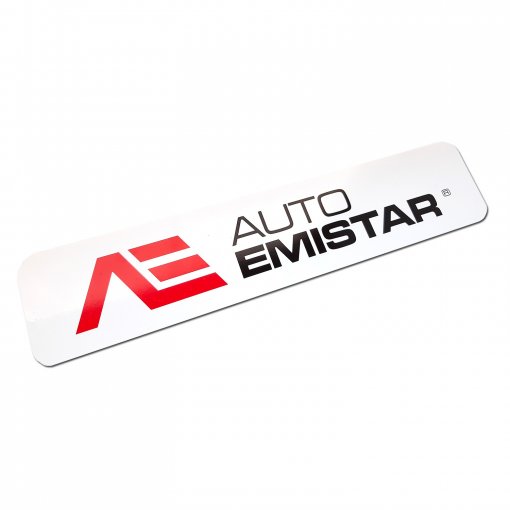 St reklamowy z logo zamiast tablicy rejestracyjnej Auto Emistar